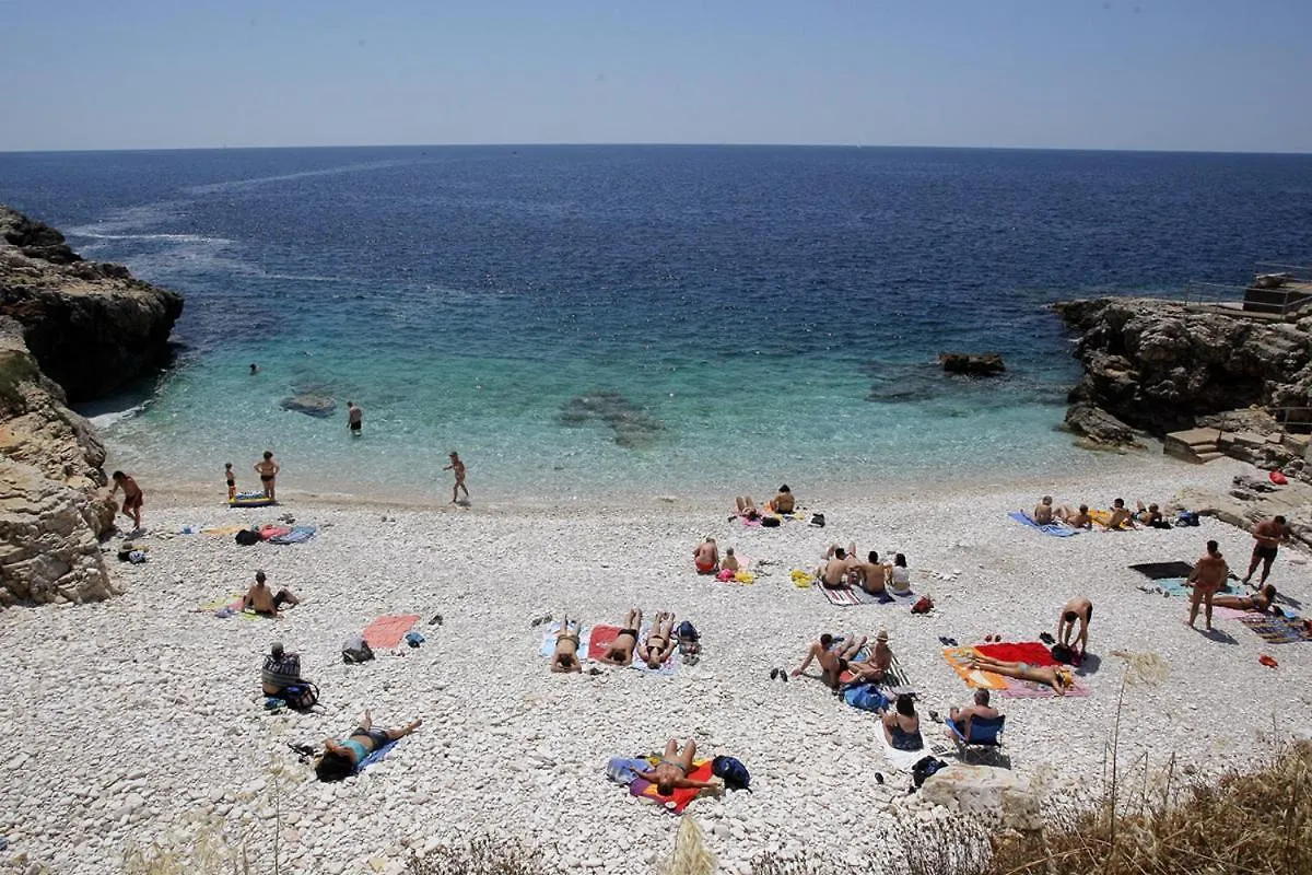 Summer House Pula Apartment Croatia